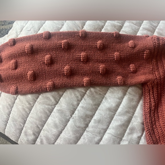 Moon and Madison Sweater, Bubble Sleeve, Cropped, Tan Brown, Small - Picture 4 of 7